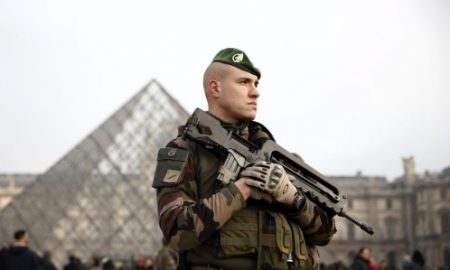 soldado galo en paris