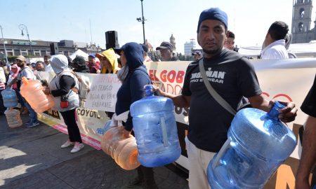 manifestantes por falta de agua