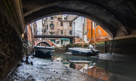 botes en venecia