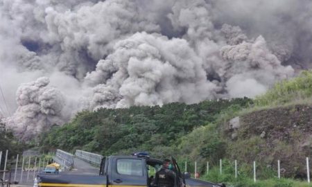1 explosion volcan en Guatemala