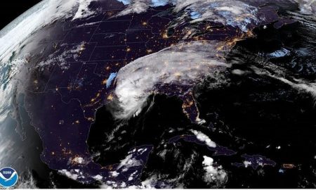 fotografia satelital centro nacional de huracanes
