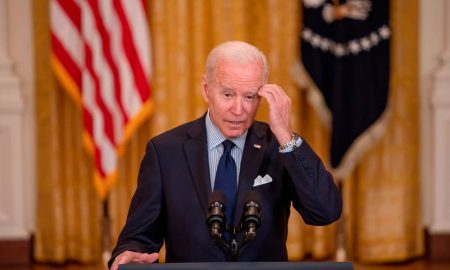 Biden revoca decretos de Trump sobre migración, redes sociales y estatuas