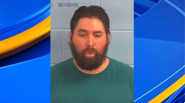 Hombre de Glencoe arrestado por posesión de pornografía infantil