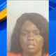 Mujer de Tuscaloosa arrestada por apuñalar a un familiar varias veces