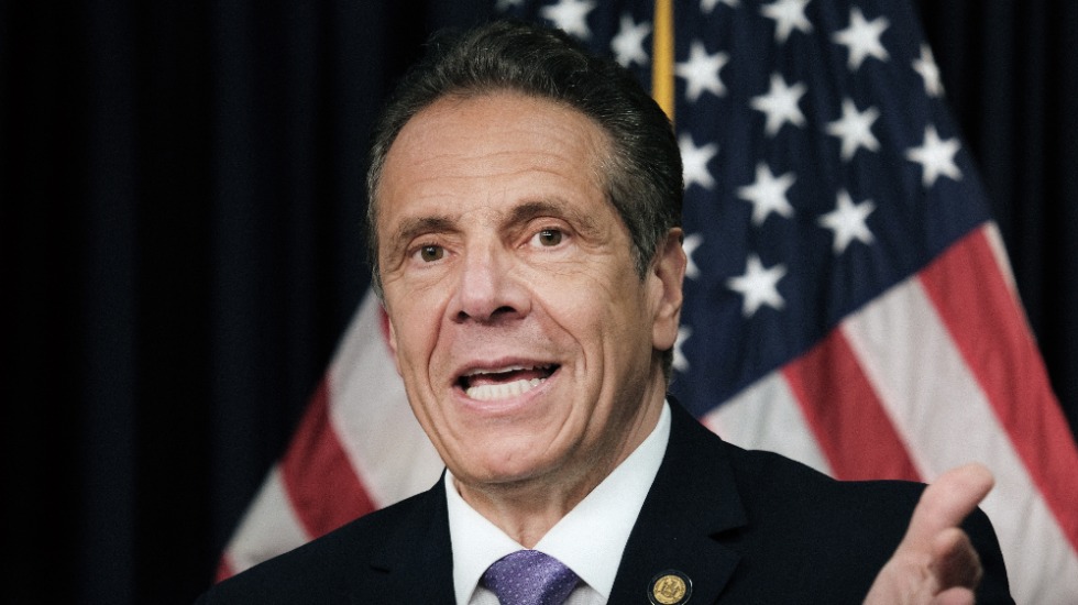 El gobernador de Nueva York dimite a raíz de las denuncias de acoso sexual