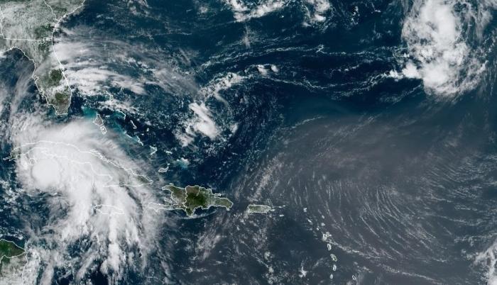 Huracán Ida avanza hacia el Golfo de México y rumbo a costas de Luisiana