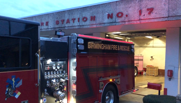 Cuerpo recuperado del incendio de una casa en Birmingham