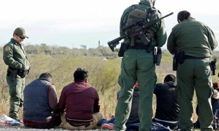Sistema de detenciones trata a los migrantes "como si fueran criminales"