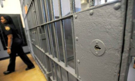 Morir en una prisión neoyorquina, la nueva pena de muerte