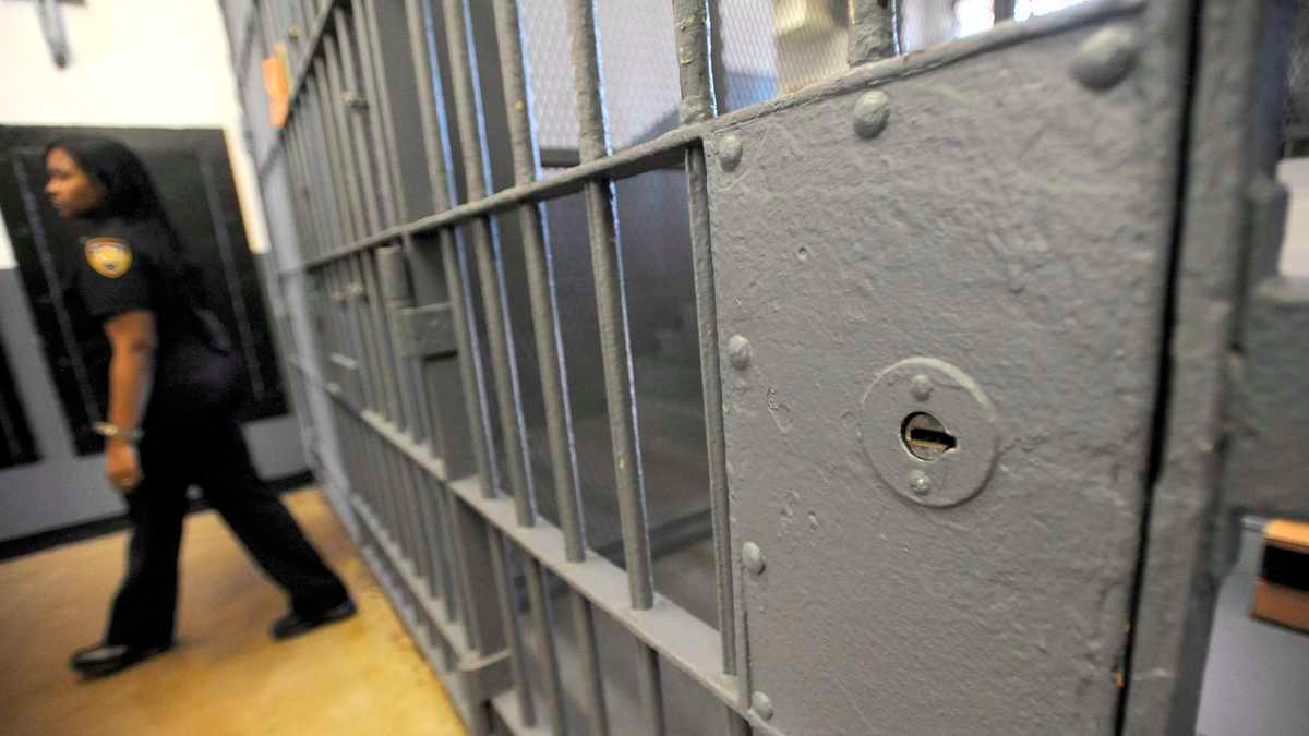 Morir en una prisión neoyorquina, la nueva pena de muerte
