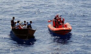 Estados Unidos repatría a 39 migrantes cubanos interceptados en el mar