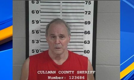 Hombre de 72 años arrestado en relación con un tiroteo por furia en la carretera en el condado de Cullman