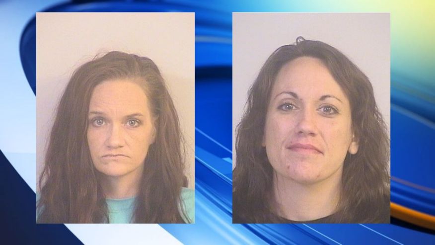 2 mujeres arrestadas después de que un bebé de 4 meses fuera encontrado solo en un carrito de compras de Walmart en Northport