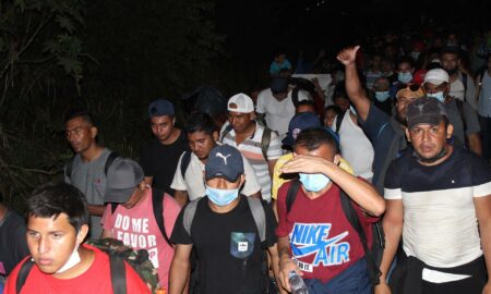 Autoridades mexicanas disuelven la primera caravana migrante de 2022
