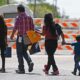 Demanda en EEUU pide detener programa de acogida de menores centroamericanos