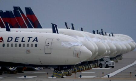 Delta agrega vuelos sin escalas desde Birmingham y Huntsville a Indianápolis para las eliminatorias de fútbol americano universitario