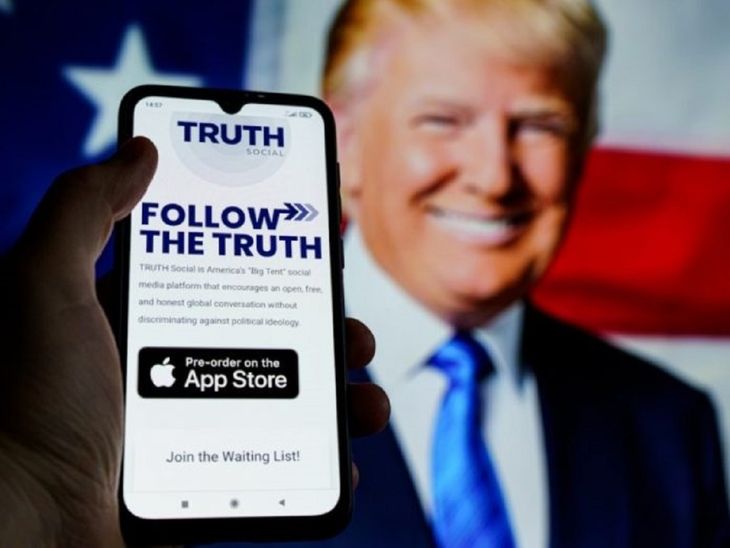 Trump lanza su propia red social, "Truth Social", para competir con Twitter