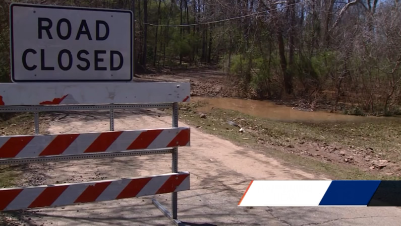 3 muertos en vehículo sacado de las aguas de inundación de Tuscaloosa