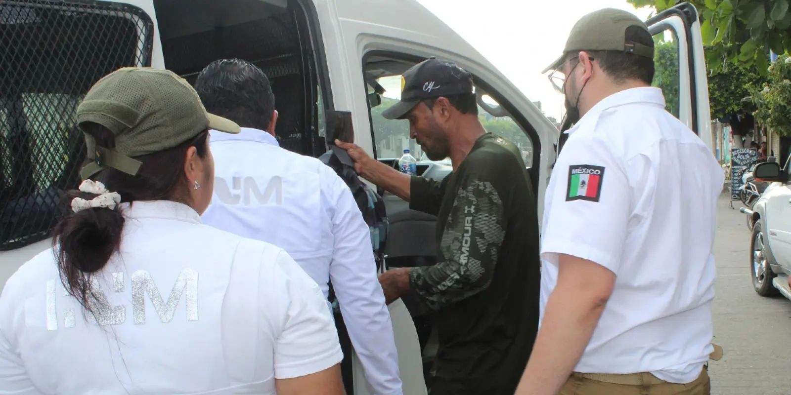 Agentes detienen en redadas a migrantes en ciudad mexicana de Tapachula