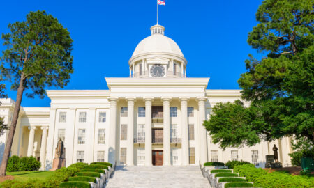 Senado de Alabama vota para permitir armas de fuego ocultas sin permiso