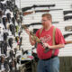 Gobernador de Florida promete una ley que permitirá portar armas sin permisos