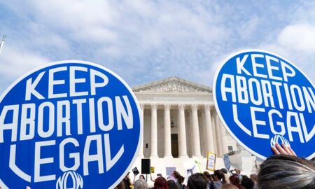 Revocar el derecho al aborto sería un "punto de inflexión" en la democracia