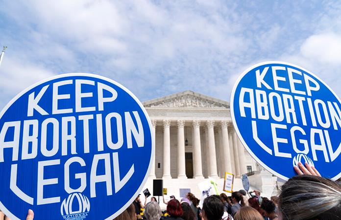 Revocar el derecho al aborto sería un "punto de inflexión" en la democracia