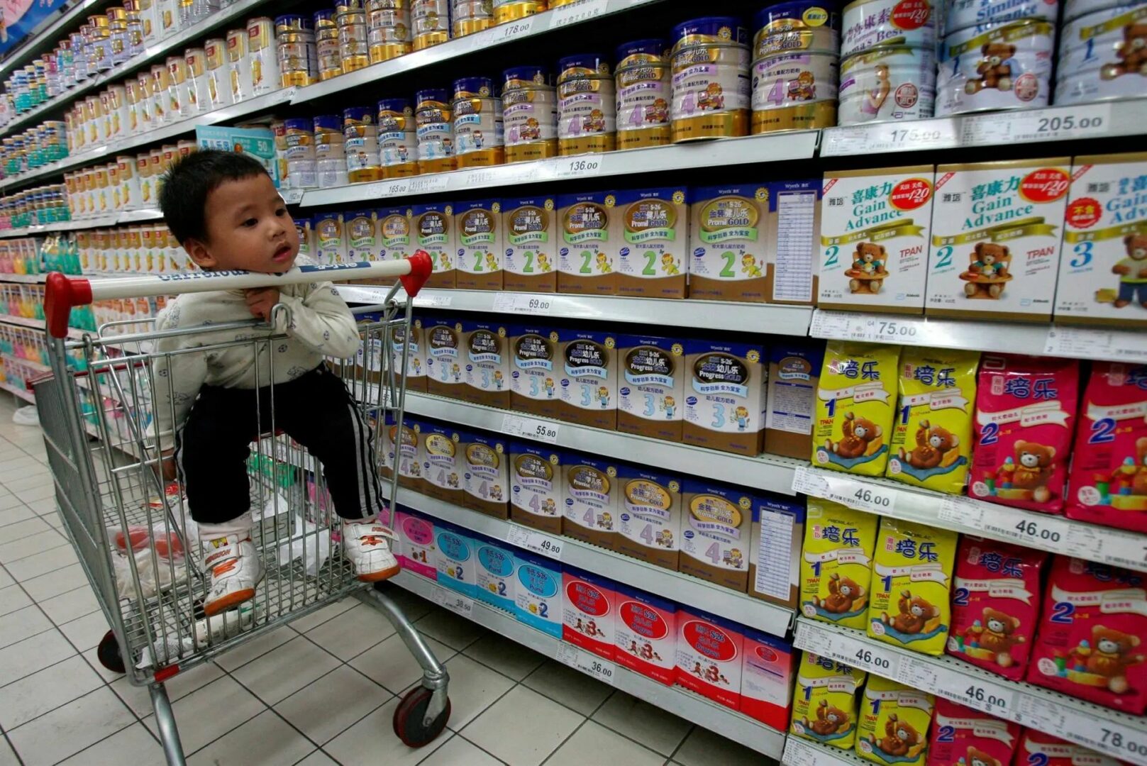 EE.UU. compra a España más de 16,5 millones de botellas de leche para bebés