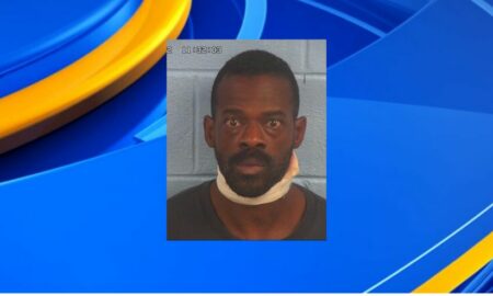 Hombre de Gadsden arrestado después de presuntamente apuñalar a la víctima con un machete