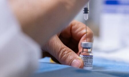 EEUU dejará de subvencionar vacunas y medicación contra la covid en 2023