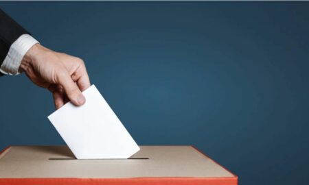 Electores de ciudad californiana decidirán si permiten votar a no ciudadanos