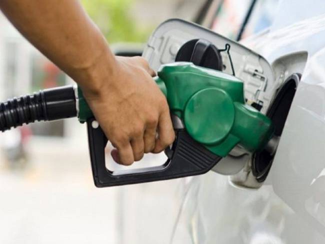 California prohíbe la venta de automóviles nuevos a gasolina para 2035