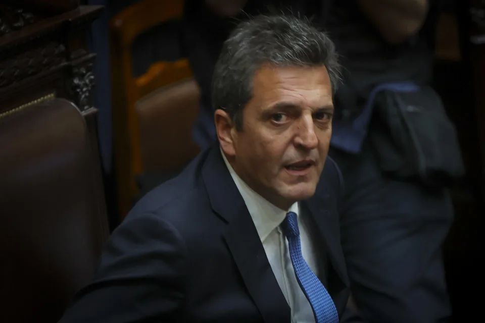 El BM dará préstamo de 900 millones de dólares a Argentina en próximos meses