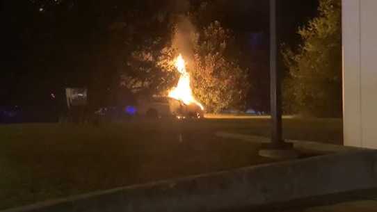 Conductor arrestado después de persecución y choque en llamas en Trussville