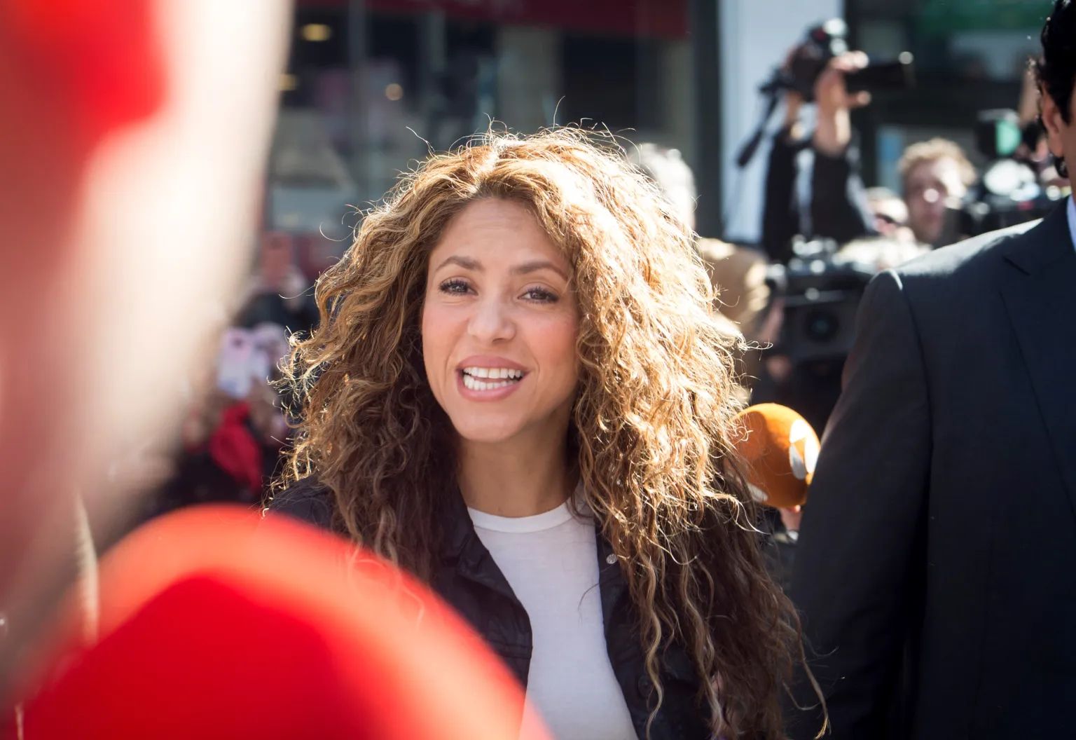 Shakira irá a juicio por seis delitos contra Hacienda