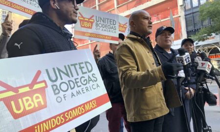 Bodegas de Nueva York dispuestas a emplear a “miles” de inmigrantes latinos