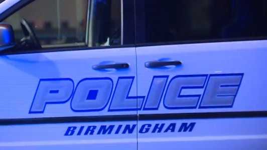 Empleado de tienda arrestado por tiroteo en Chevron en Birmingham