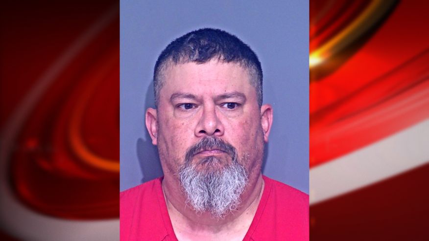 Maestro del sur de Alabama arrestado, acusado de tener contacto sexual con varios estudiantes