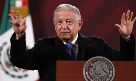 López Obrador desconoce la petición de “El Chapo” para su traslado a México