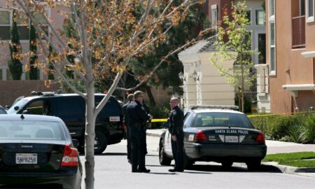 Seis policías investigados por la muerte de un hombre arrestado en Raleigh