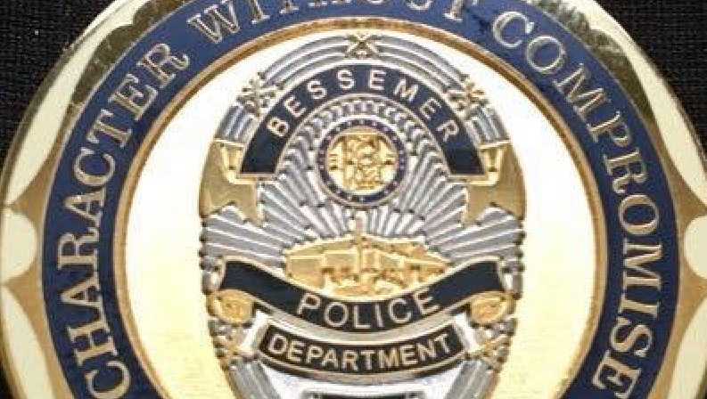Oficial de Bessemer en servicio, atropellado por un automóvil; sospechoso acusado