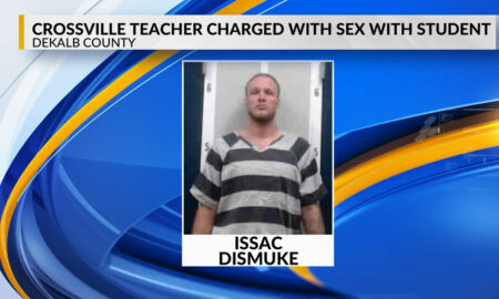 Profesor de secundaria del norte de Alabama, acusado de contacto sexual con estudiante