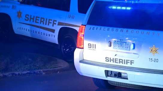Armas encontradas de posibles robos de vehículos en el condado de Jefferson