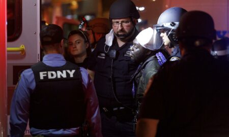 Nueva York pagará miles de dólares a manifestantes acorralados por la Policía