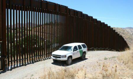Advierten alza de casos de uso de fuerza de agentes fronterizos en Tucson