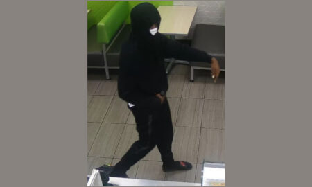 Policía de Birmingham busca ayuda para identificar sospechoso de robo en el metro
