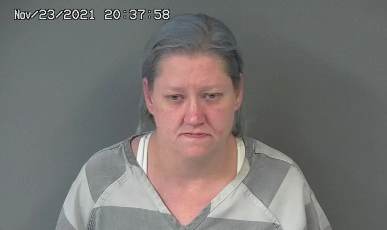 Mujer sentenciada a 20 años de prisión tras declararse culpable de asesinato en el norte de Alabama