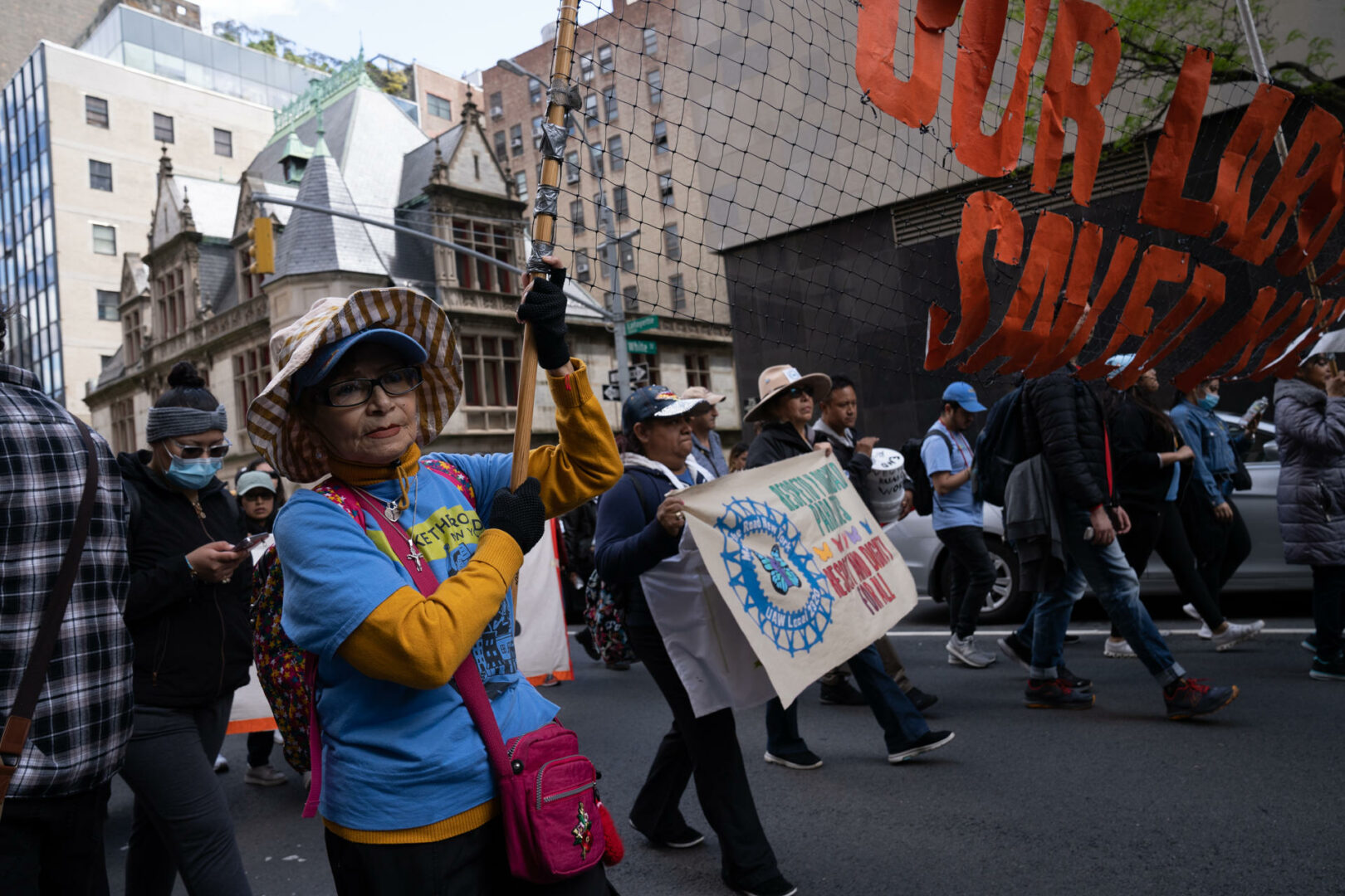 Latinos protagonizan la marcha por el Día del Trabajo en Nueva York