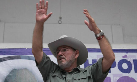 Asesinan a Hipólito Mora, fundador de los grupos de autodefensa del occidente de México