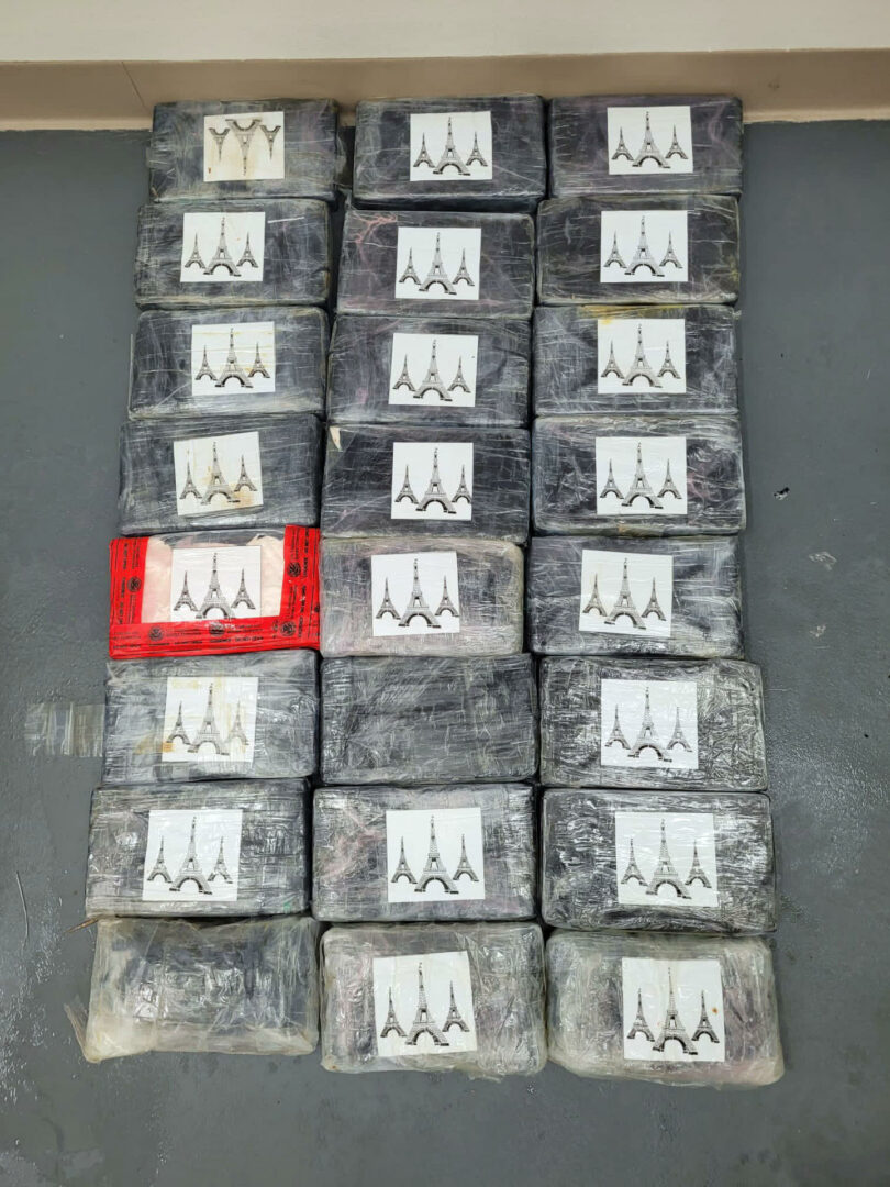 Patrulla Fronteriza de EE.UU. incautó casi 1,5 millones de dólares en cocaína y hachís